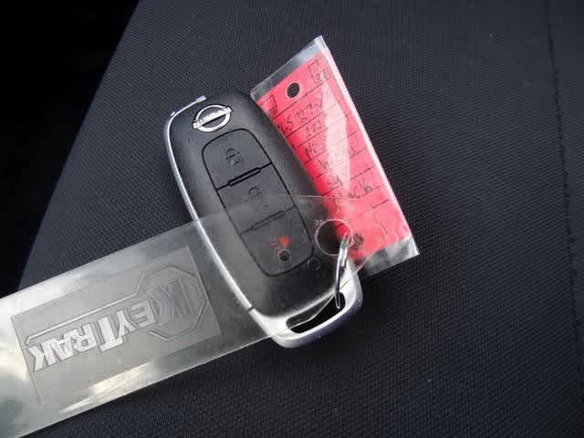 Thumbnail: 2023 Nissan Kicks - 30