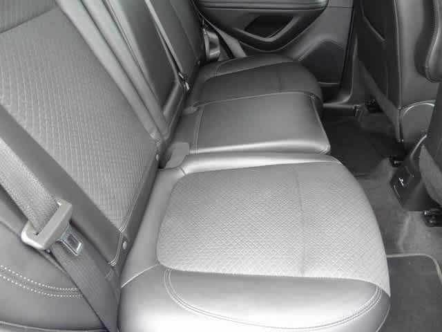 Thumbnail: 2022 Buick Encore - 10