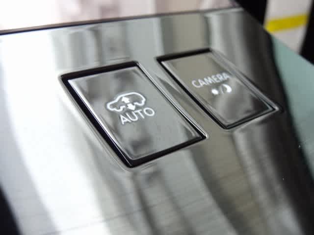 2025 INFINITI QX80 Luxe 21