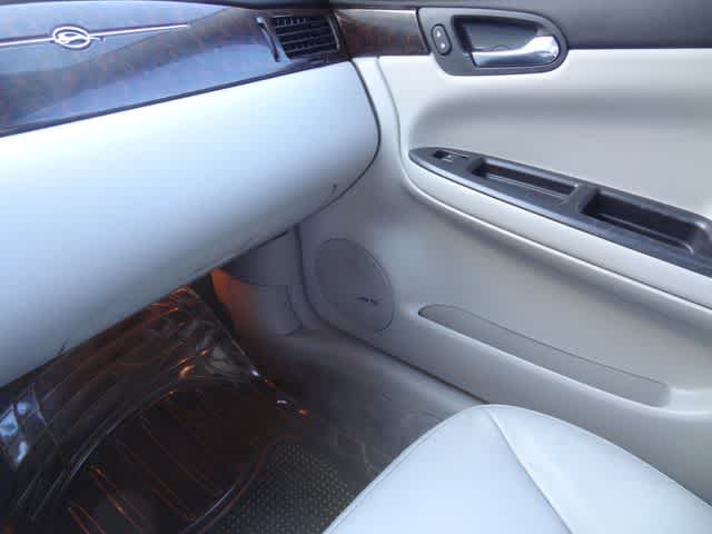 Thumbnail: 2014 Chevrolet Impala - 27