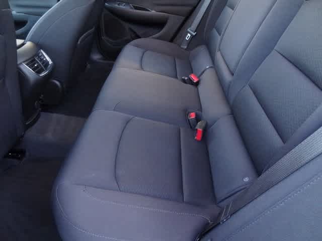 Thumbnail: 2023 Chevrolet Malibu - 8