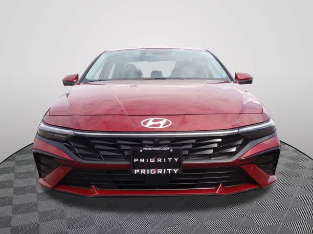 Thumbnail: 2024 Hyundai Elantra - 4
