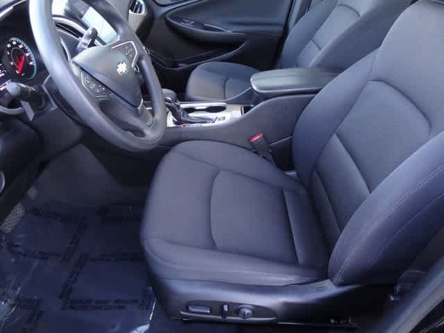 Thumbnail: 2023 Chevrolet Malibu - 6