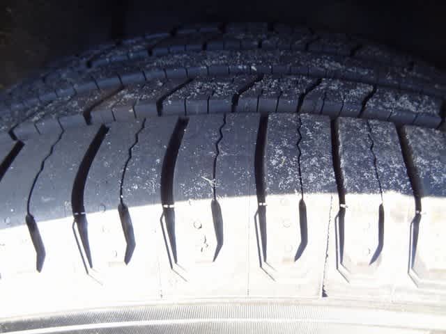 Thumbnail: 2013 Nissan Pathfinder - 15