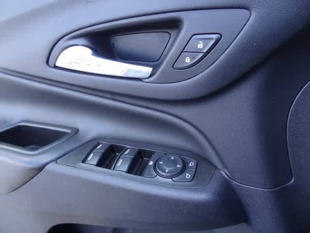 Thumbnail: 2023 Chevrolet Equinox - 16