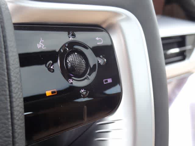 Thumbnail: 2026 INFINITI QX80 - 19