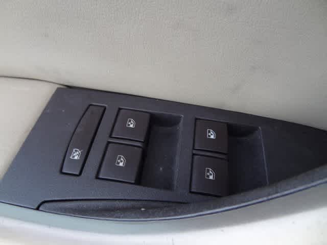 Thumbnail: 2016 Buick Verano - 15