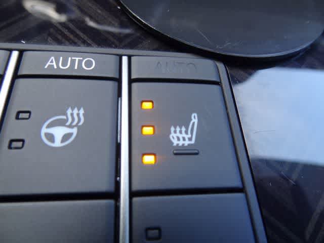 Thumbnail: 2025 Lexus LS - 46