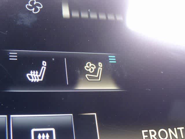 Thumbnail: 2026 INFINITI QX80 - 30