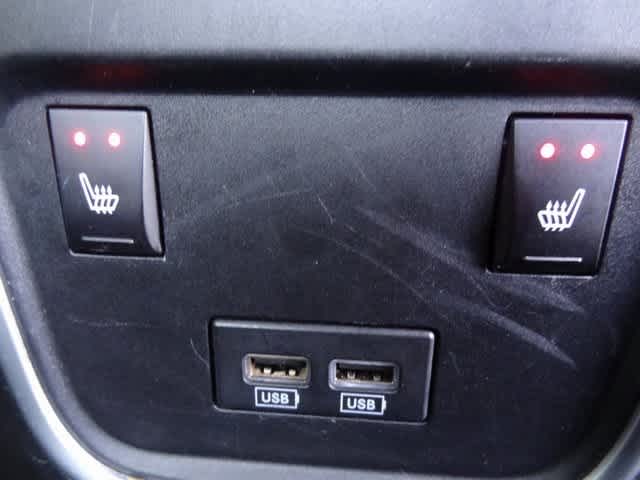 Thumbnail: 2020 Dodge Charger - 11