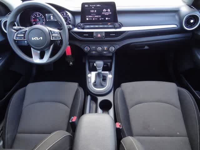 Thumbnail: 2023 Kia Forte - 10