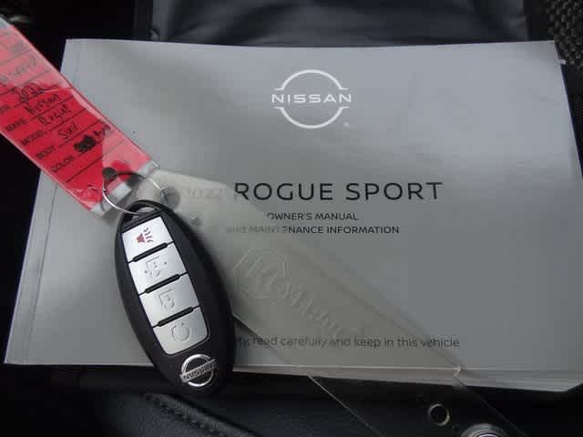 Thumbnail: 2022 Nissan Rogue Sport - 37