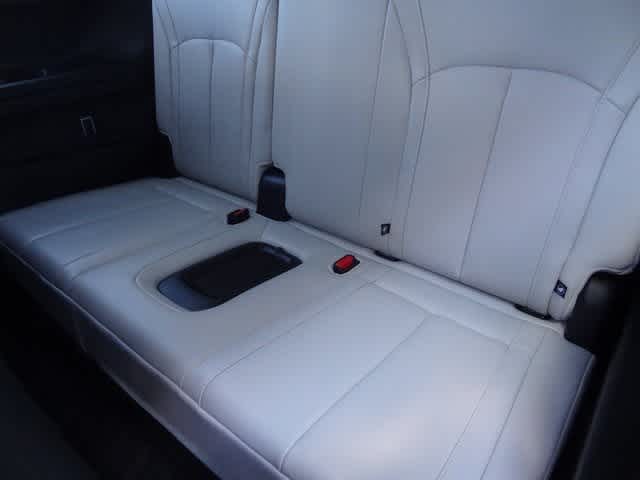 Thumbnail: 2026 INFINITI QX60 - 10