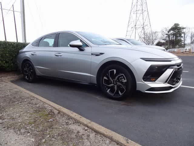 Thumbnail: 2024 Hyundai Sonata - 4