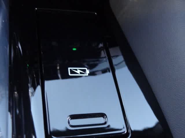 Thumbnail: 2023 Acura MDX - 43