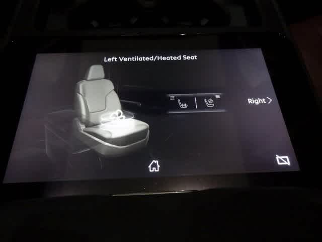 Thumbnail: 2026 INFINITI QX80 - 14