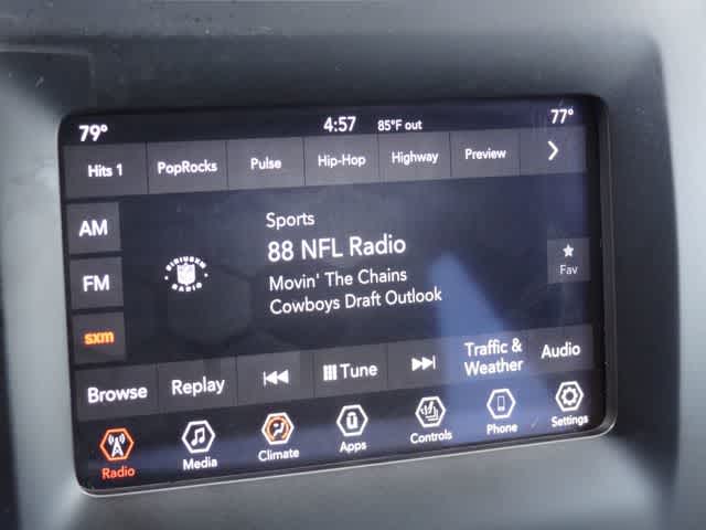 Thumbnail: 2019 Jeep Cherokee - 24