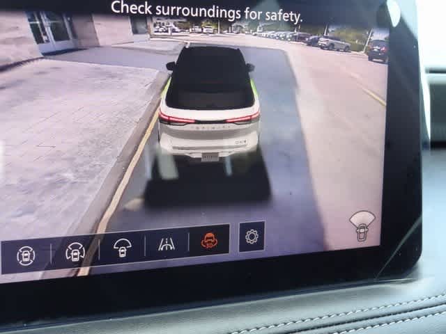 Thumbnail: 2026 INFINITI QX60 - 25