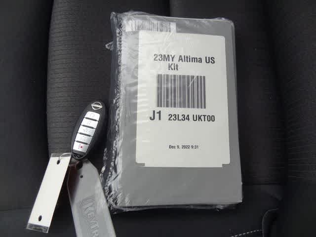 Thumbnail: 2023 Nissan Altima - 12