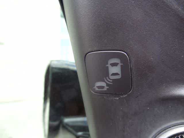 Thumbnail: 2020 Acura RLX - 17