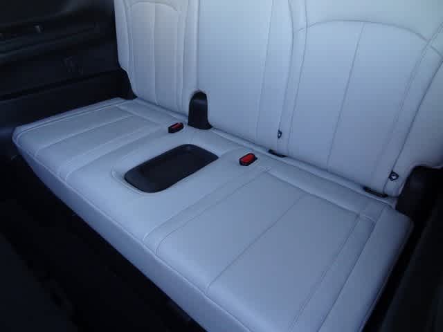 Thumbnail: 2026 INFINITI QX60 - 10