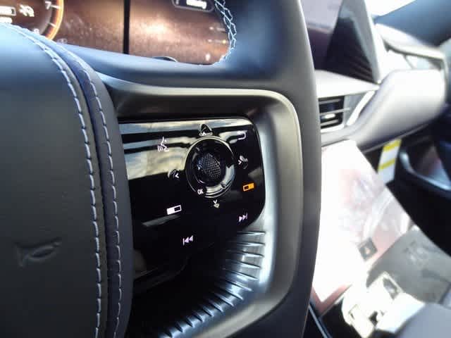 Thumbnail: 2026 INFINITI QX80 - 23