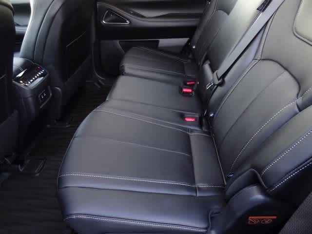 Thumbnail: 2026 INFINITI QX60 - 8