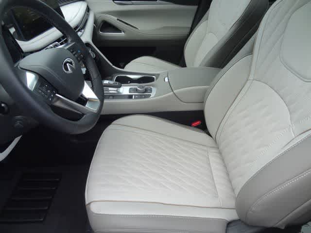 Thumbnail: 2026 INFINITI QX60 - 6