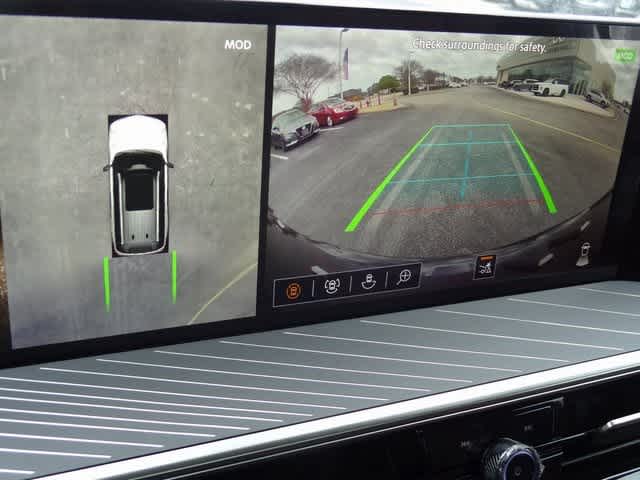 Thumbnail: 2026 INFINITI QX80 - 37