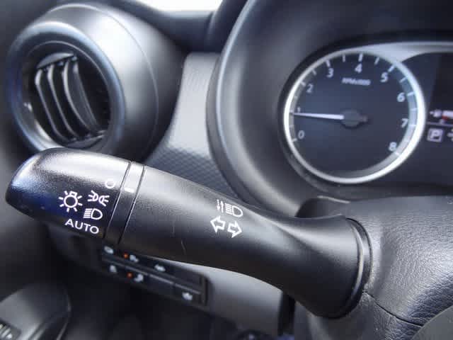 Thumbnail: 2023 Nissan Kicks - 21