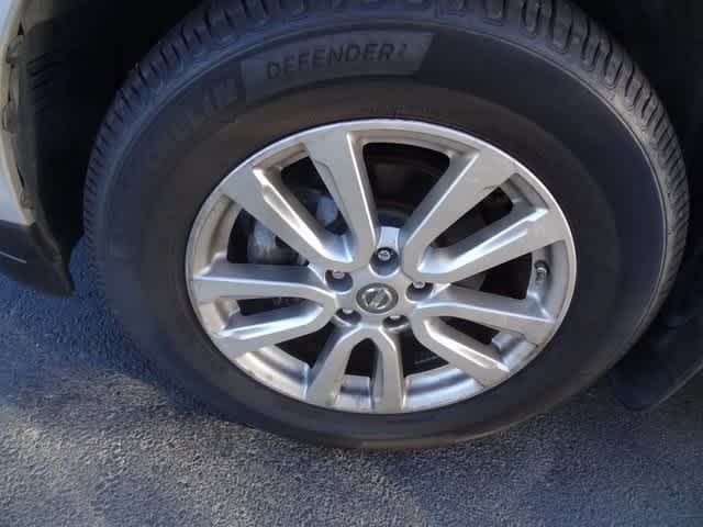 Thumbnail: 2013 Nissan Pathfinder - 12