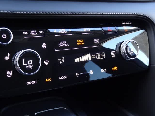 Thumbnail: 2026 INFINITI QX60 - 26