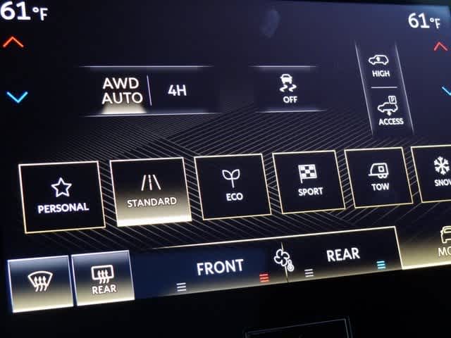 Thumbnail: 2026 INFINITI QX80 - 33