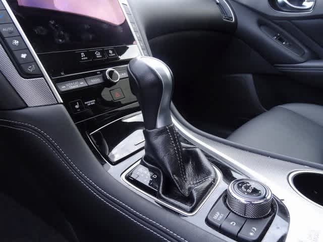 Thumbnail: 2016 INFINITI Q50 - 16