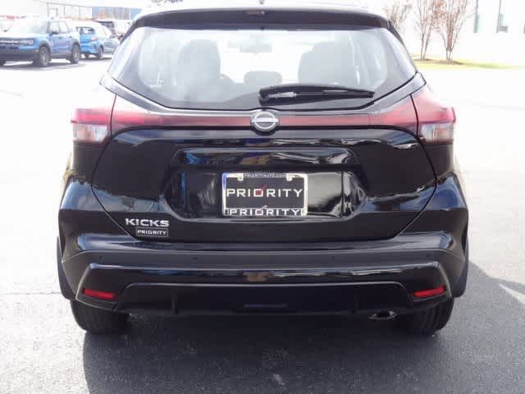 Used 2023 Nissan Kicks S SUV