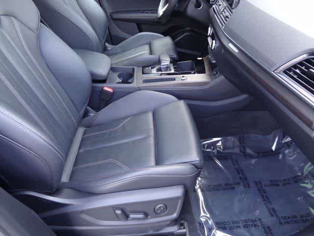 Thumbnail: 2024 Audi Q5 - 17