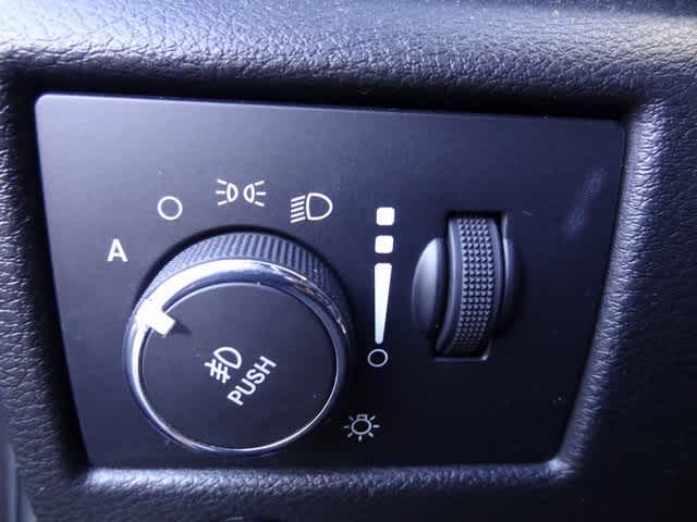 Thumbnail: 2021 Jeep Grand Cherokee - 19