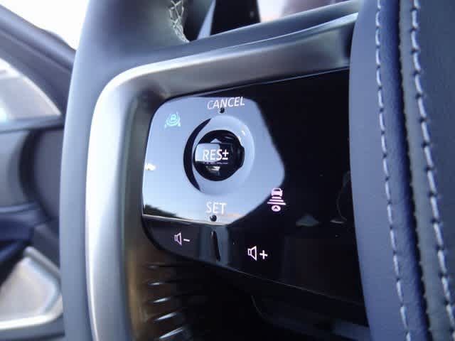 Thumbnail: 2026 INFINITI QX80 - 20