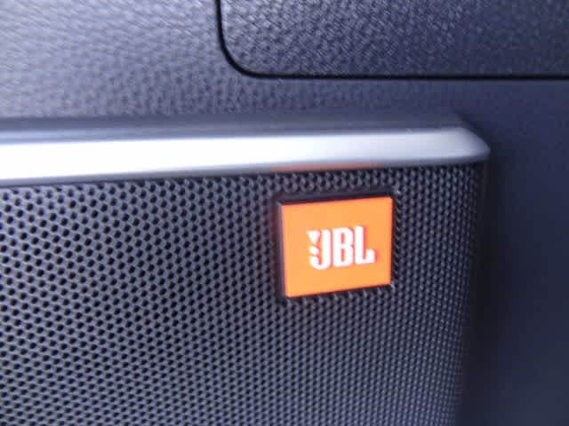 Thumbnail: 2023 Toyota Venza - 10