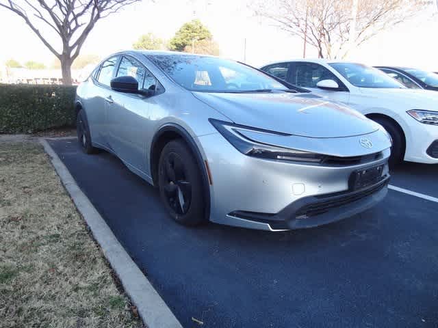 Thumbnail: 2024 Toyota Prius - 3