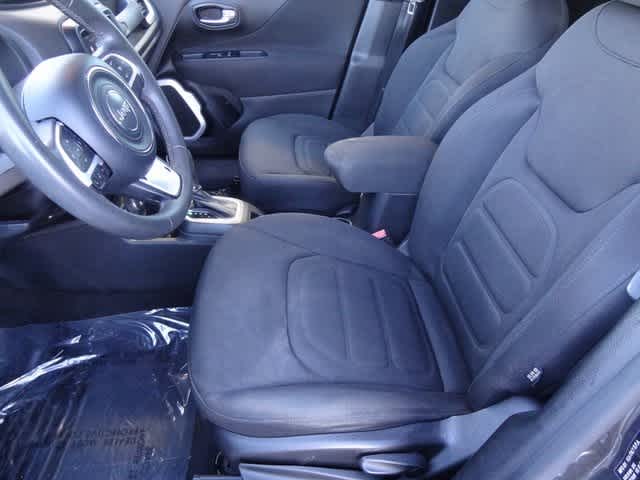 Thumbnail: 2018 Jeep Renegade - 6