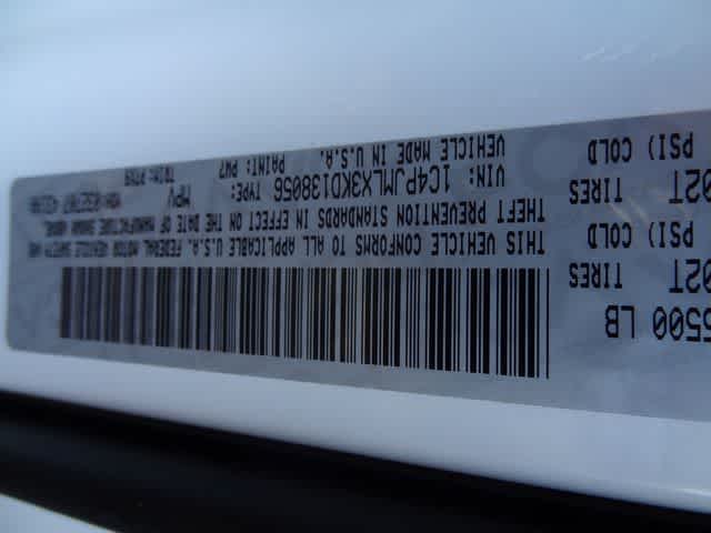 Thumbnail: 2019 Jeep Cherokee - 40