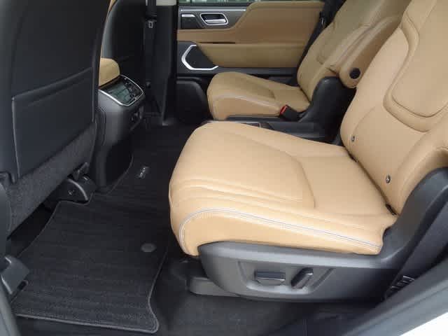 2025 INFINITI QX80 Luxe 9