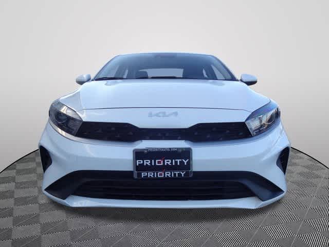 Thumbnail: 2023 Kia Forte - 5