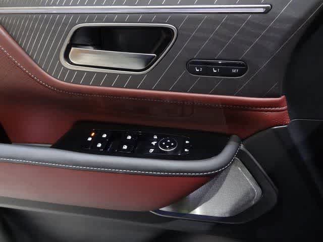 Thumbnail: 2026 INFINITI QX80 - 22