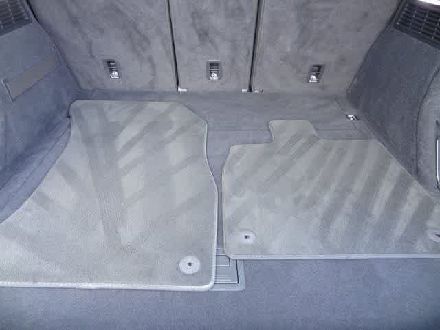 Thumbnail: 2024 Audi Q5 - 10