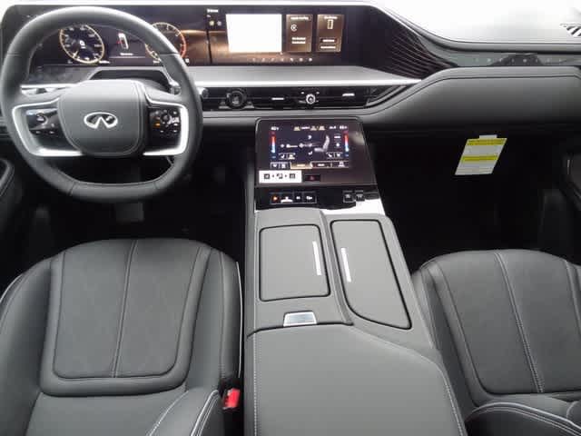 Thumbnail: 2025 INFINITI QX80 - 19