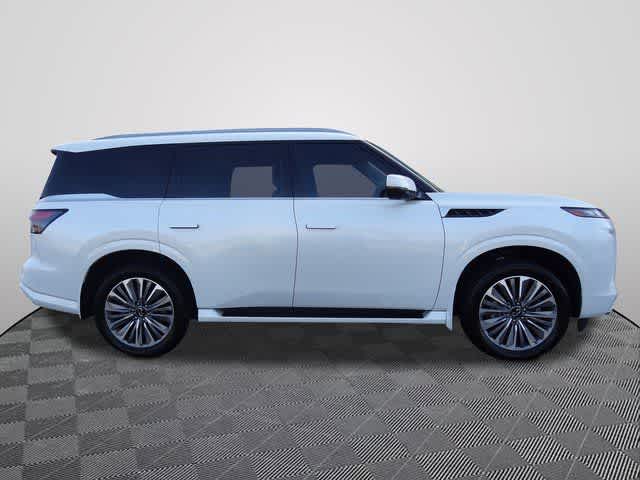 Thumbnail: 2025 INFINITI QX80 - 4