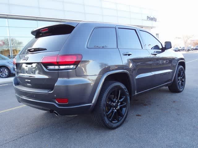Thumbnail: 2021 Jeep Grand Cherokee - 3