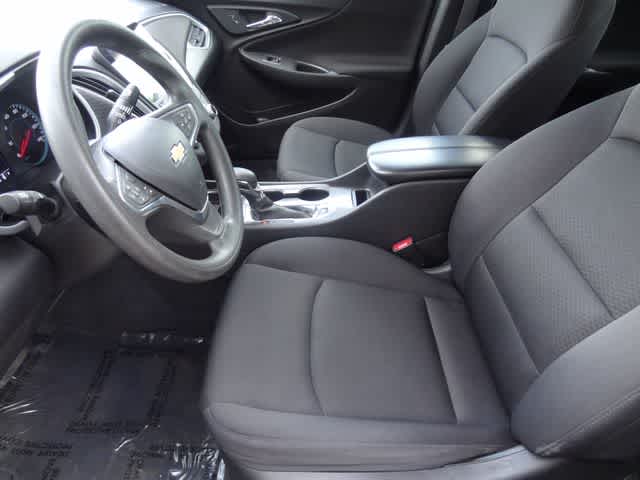 Thumbnail: 2023 Chevrolet Malibu - 6